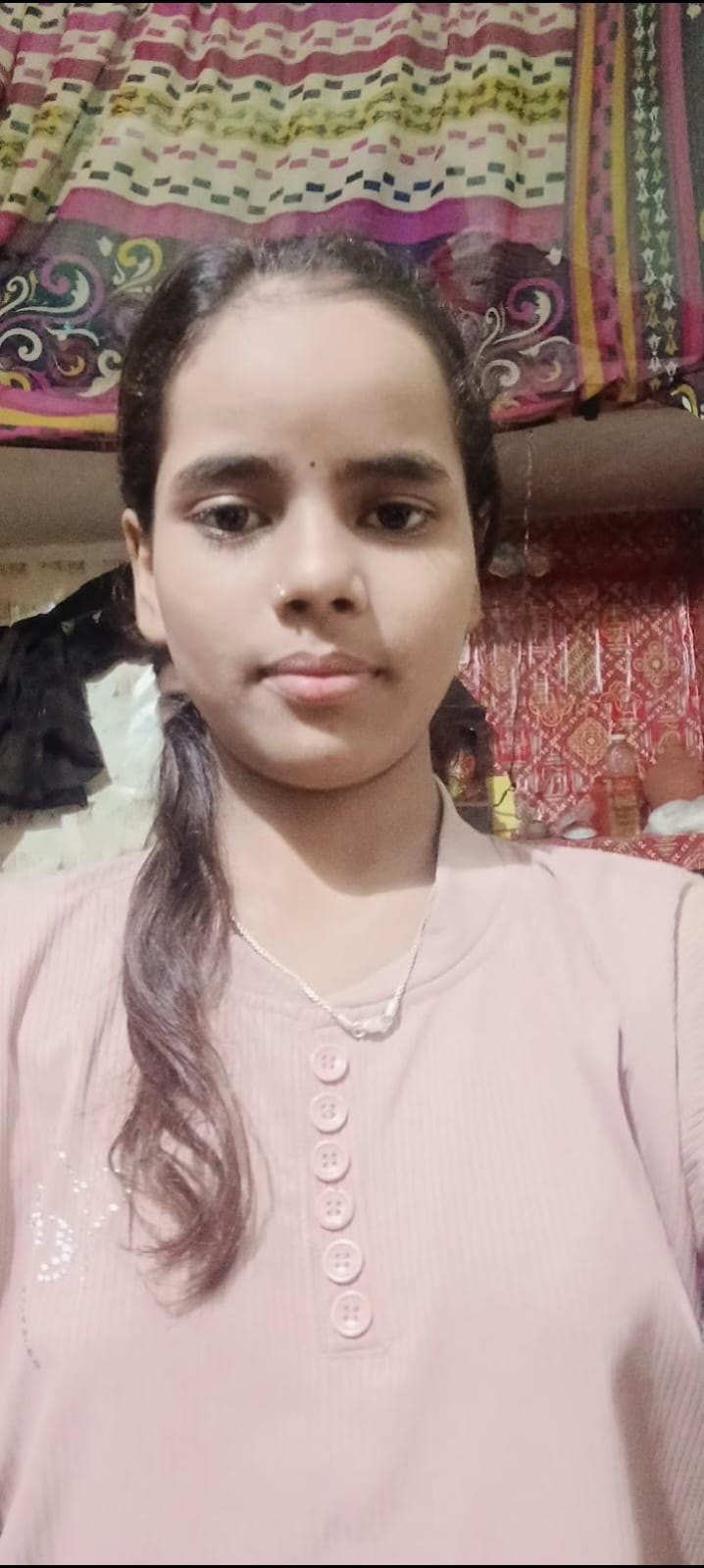 Sonakshi before receiving educational support from RHSS